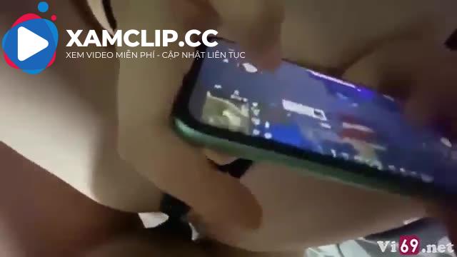Em chưa bắn xong trận pubg mà anh đã bắn tinh rồi