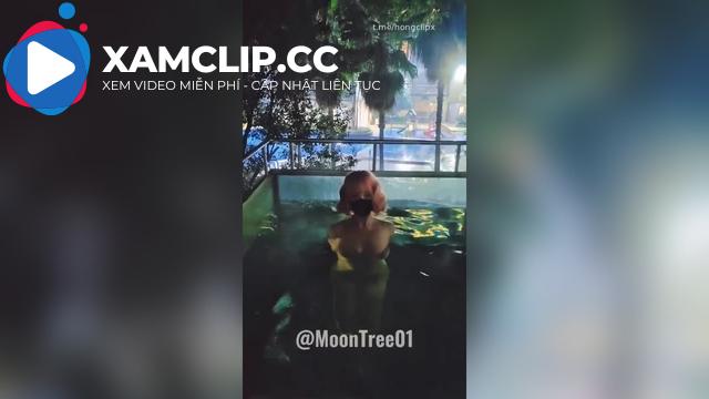MoonTree01 khoe BODY ngon bên bể nước 💧 P3