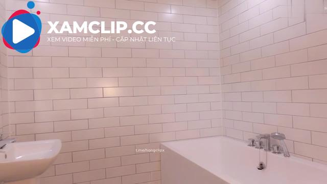 Clip không che hót girl nhật bản cho bướm ăn sữa tắm
