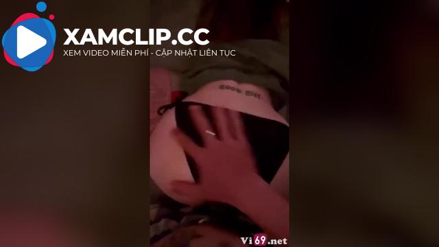 Good girl nhưng em rên rất hư hỏng
