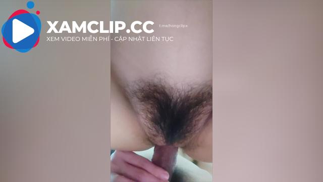 Con vợ 2K4 đang học năm 3 NEU quá là thơm thịt, dáng vừa tay và cái loz rỉ nước