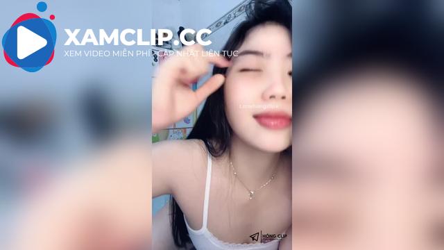 Phương Baby clip khóa room để show hàng nét căng