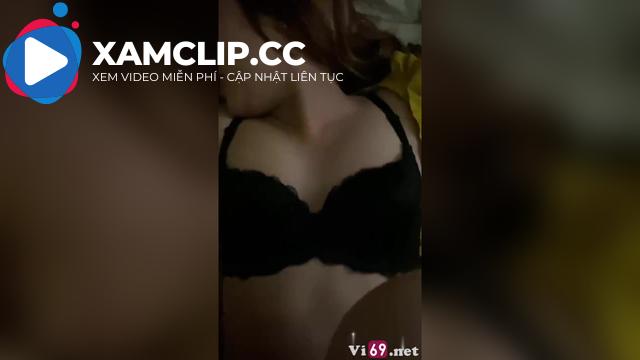 Em sinh viên da trắng mông to gặp anh trai chim cong em cười sung sướng