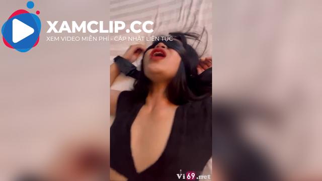Lần đầu hẹn hò em không biết là chim độ bi