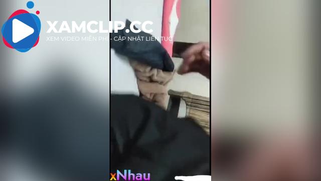 phá trinh em học sinh lớp 10 mới lớn trong khách sạn
