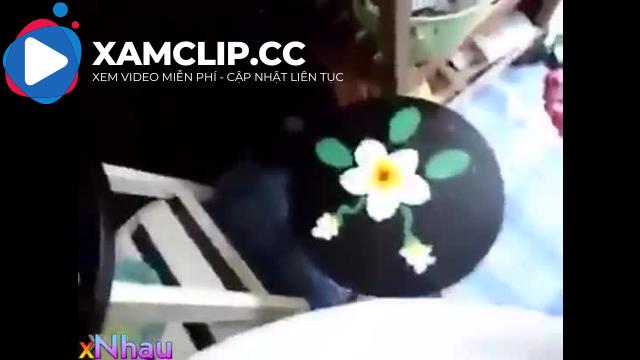 Thầy chùa doggy nữ du khách
