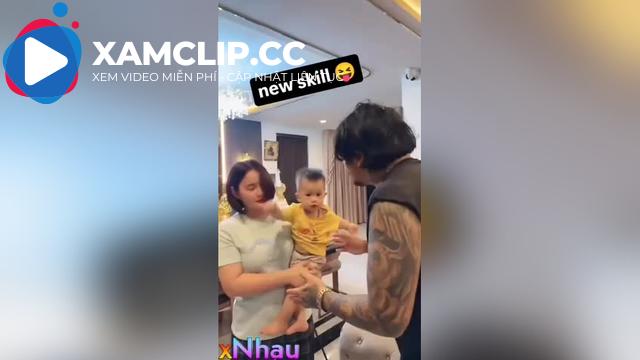 Thằng bố nhanh tay vịn ngày vào con bướm đc nhanh thật