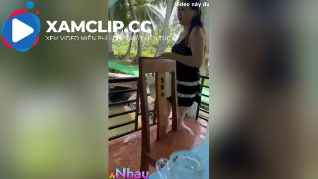 Quán bia độc lạ miền tây khai vị bằng món sò lông vỏ silip