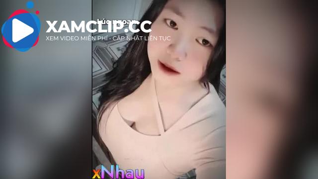 Lúc ngoan lúc dâm nèee 😋😜