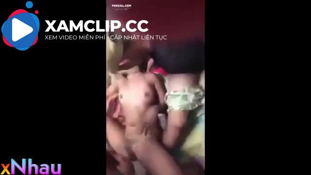 Em teen non tơ đi nhậu say xỉn bị các anh xăm trổ hấp diêm tập thể