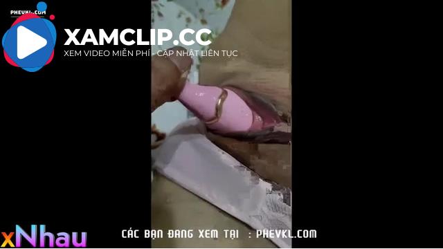 Màn dạo đầu phục vụ chị máy bay dâm đãng