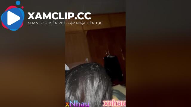 Nứng quá địt nhau luôn ở homestay bằng gỗ