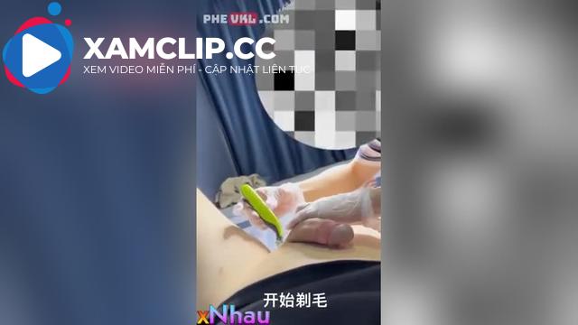 Đi Spa triệt lông dái mà sướng quá lỡ xuất ra luôn em nhân viên