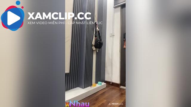2 em gái xinh live fb #1