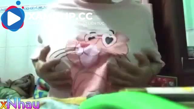 Em học sinh love 10 nhưng vú to ngang phụ huynh
