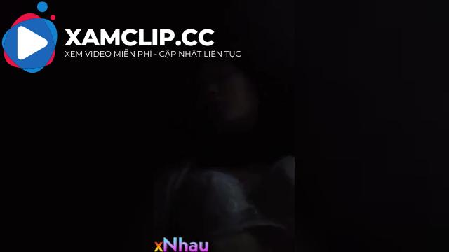 Nguyễn Thu Giang đã tiết lộ một bức ảnh tình dục với bạn trai của mình