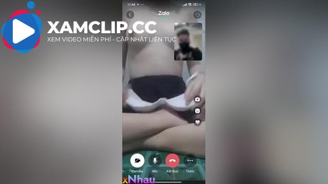 Em cấp 3 thủ dâm chat sex