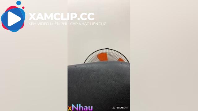 Hot PH top one stream 2 em gái xinh nhí nhảnh show hàng trên Fb