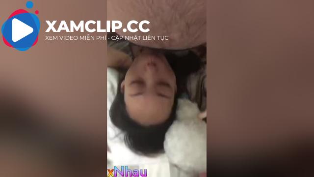 Đem cu tới tận miệng cho em người yêu bú cu