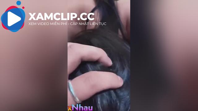 book được em hàng chuppy bú cu điêu luyện cứ nhấn đầu em xuống cho bú thật sâu