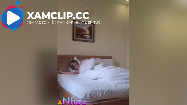 Mẹ con việt Nam loạn luân khẩu dâm p1
