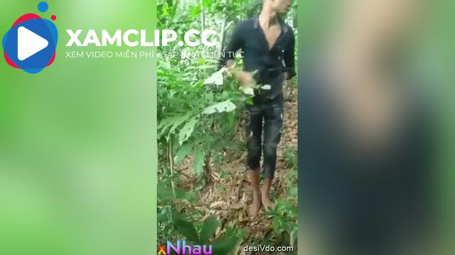 Dắt người yêu lên rừng public
