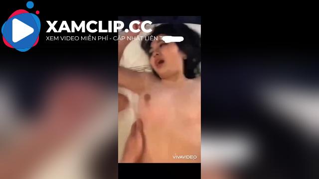 Dập em xăm trổ Uông Thảo Vân như máy khâu