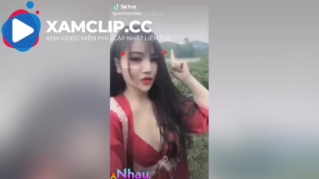 Threesome Cùng Hot Douyin Nổi Tiếng Genz Có Hình Xăm Ngay Vú