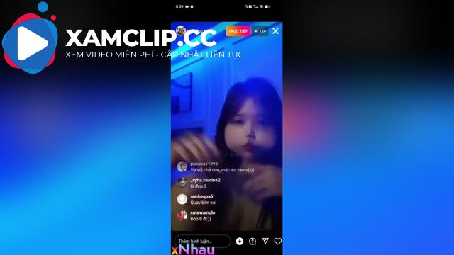 Vào Nhà Nghỉ Show Hàng Ai Tới Trước Được Fuckk