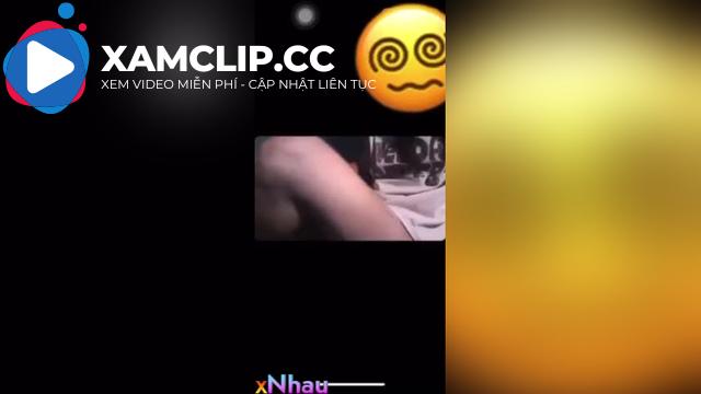 Call sex lần đầu nên em nó còn ngại
