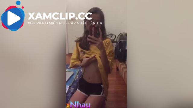 Yến Nhi 2ka8 Thích Quay Clip Sex Thủ Dâm Chính Chủ