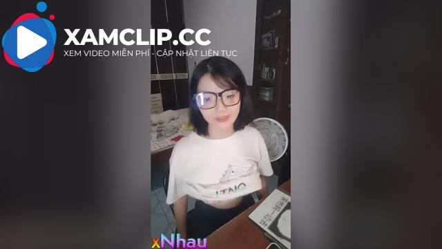 Học Sinh Vừa Ôn Thi Đại Học Vừa Chat Sex Online