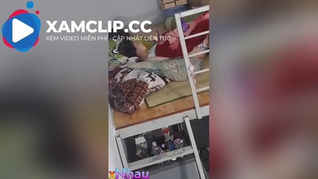 Quay Lén Em Gái Sinh Viên Vừa Xem Sex Thủ Dâm Dài 10 Phút