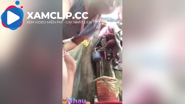em gái tắm p2