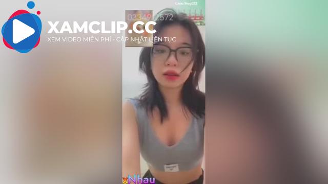 Clip Sex Bảo Duy Phượng Call Show Trên Honeycam 8 Phút Sung Sướngg