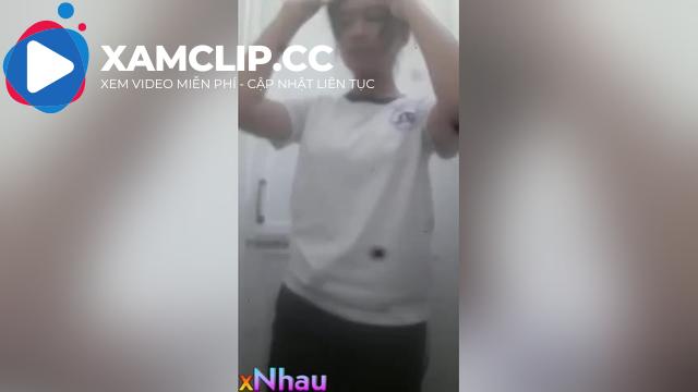 Clip Sex Bảo My 2ka9 Thủ Dâm Trong Toilet Trườngg