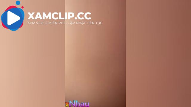 Địt chị gái hàng xóm mũm mĩm khi chồng đi vắng sướng vl