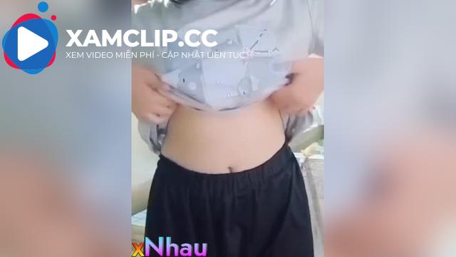 Clip Sex Trần Linh 2ka9 Với Quả Mướp Đắng 30 Cm Ngập Lồn