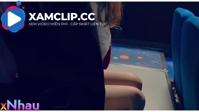 Em Gái XInh Trong Rạp Phim Mai Tranh Thủ Móc Lồn